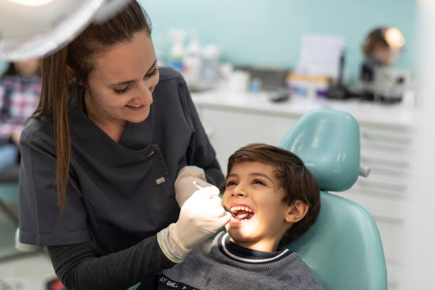 Best Emergency Tooth Extraction in Wellman, IA